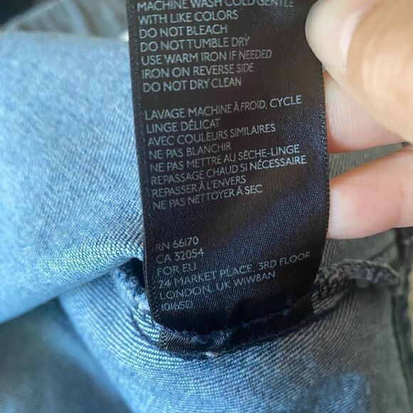 BDG mini Jean skirt size S/P - Picture 6 of 7